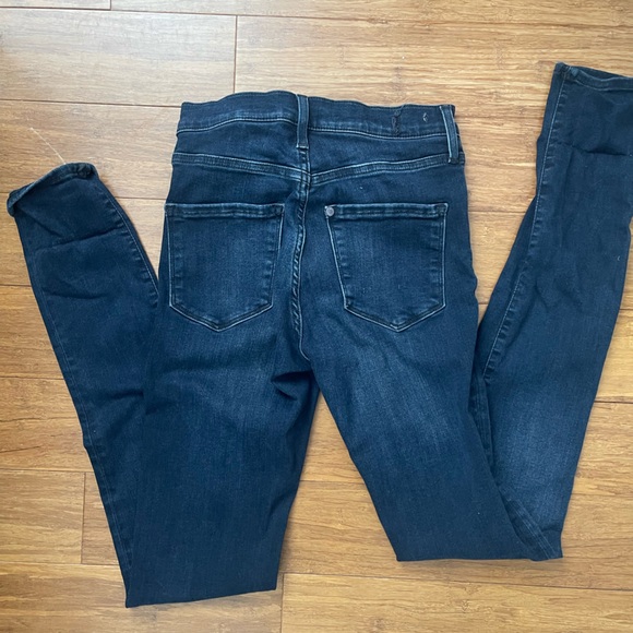 H+M dark denim shaping jeans 25x32 - Picture 3 of 5